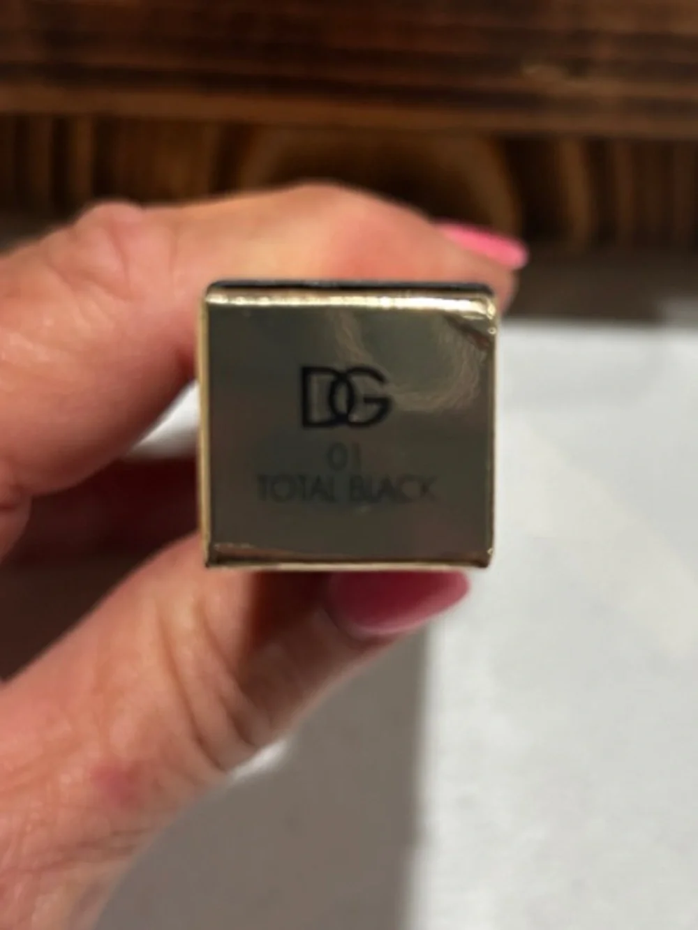 Dolce & Gabbana Gold Mascara with Decorative Crown Accent